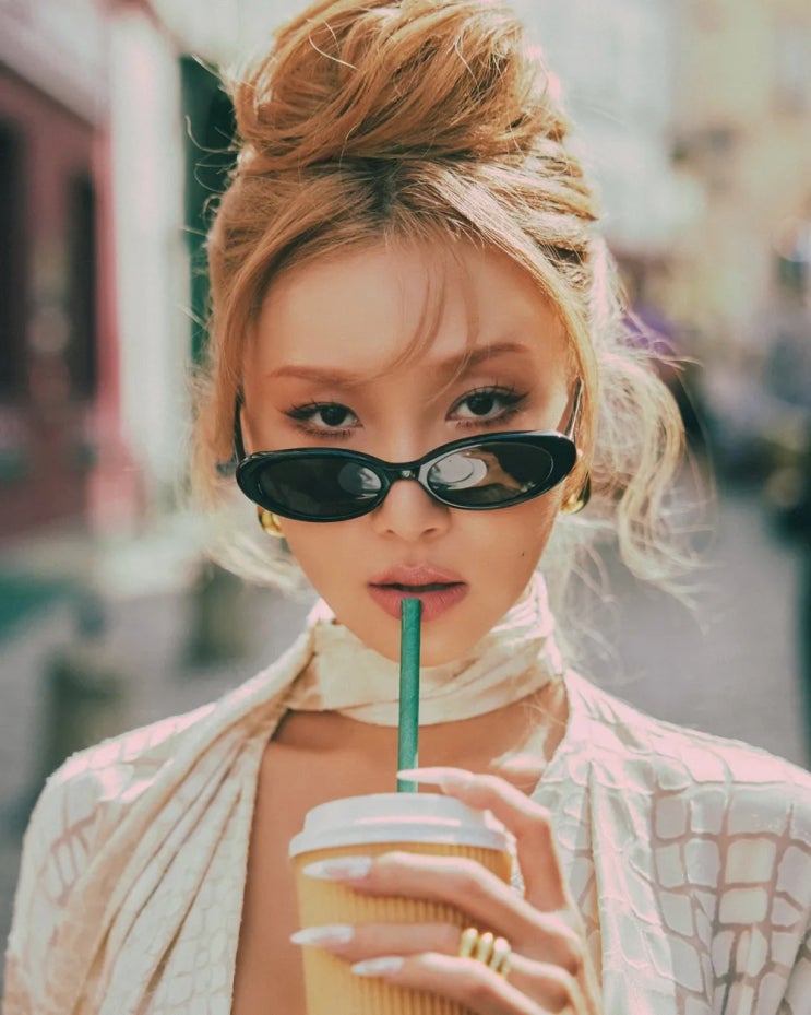  실력파 가수 퀸화사의 귀환 컴백곡추천 화사 - NA [듣기/가사]
