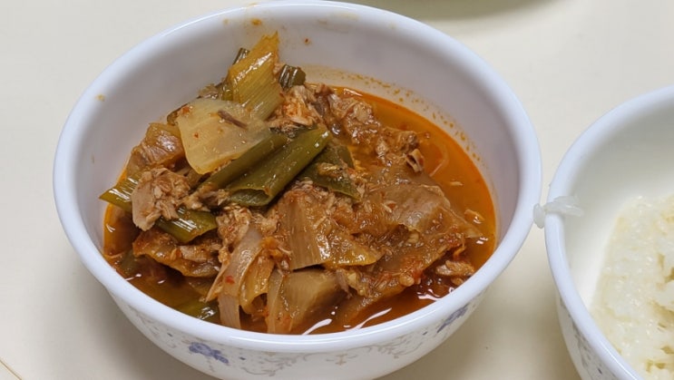  참치 김치찌개 레시피 - 엄마가 끓여주던 맛 구현해 보기