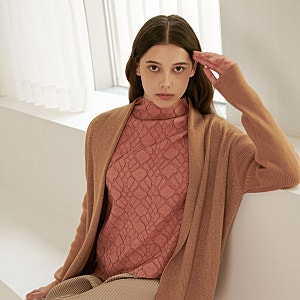 가을 바람을 입다, 요이츠 플리츠 가디건의 매력