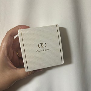 삐끼삐끼 쿠션 세르잔느 퐁드땅 루미에르 도레 쿠션