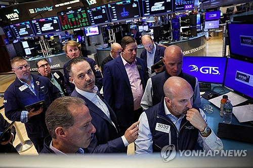 美 증시, `악몽의 9월` 탈출했다…5년래 월간 최고 성적 美 증시, `악몽의 9월` 탈출했다…5년래 월간 최고 성적