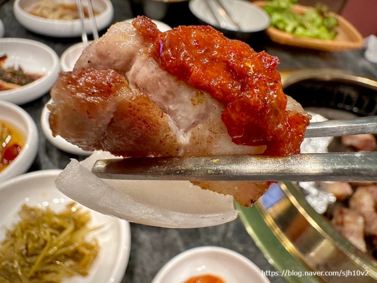  광화문 고기 회식장소 지리산 흑돼지 숙성고기 맛집 육즙당 광화문점