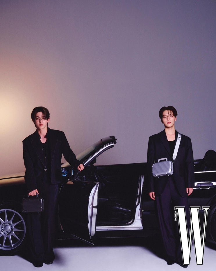 더블유(W Korea)화보, <b>세븐틴 에스쿱스 디노</b>