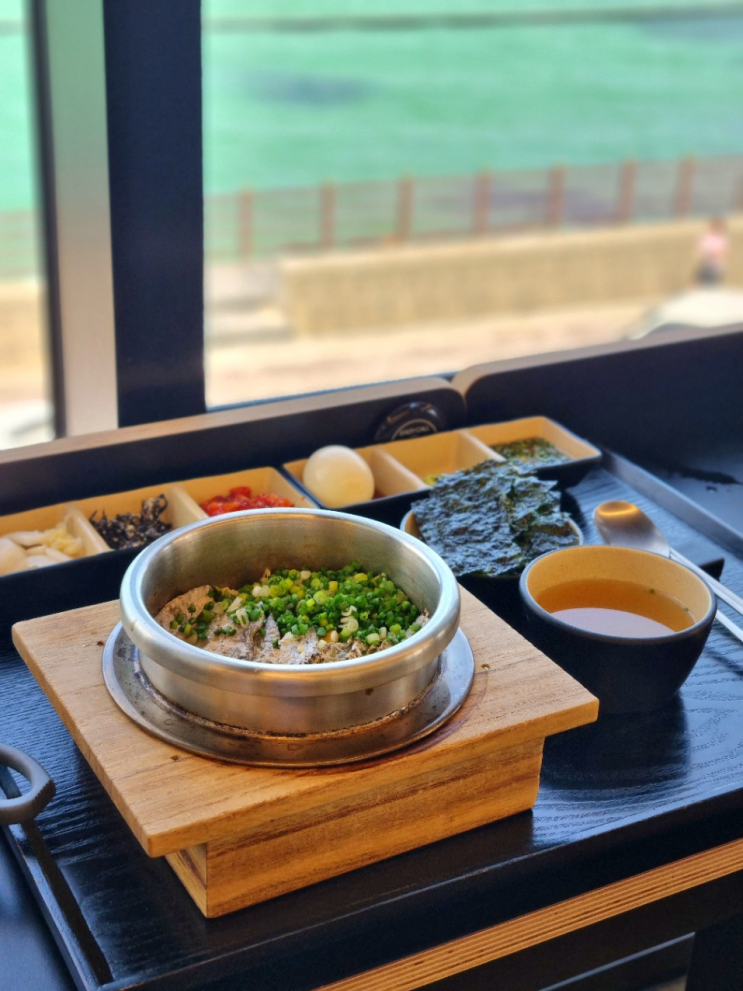  제주 협재 해수욕장 비양도가 보이는 오션뷰 맛집 협재솥