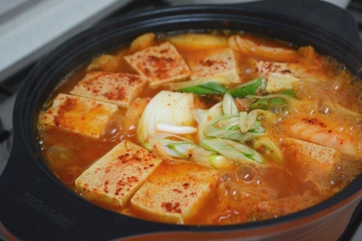 얼큰한 국물 요리 백종원 꽁치통조림 김치찌개 만들기 꽁치 효능과 황금 레시피