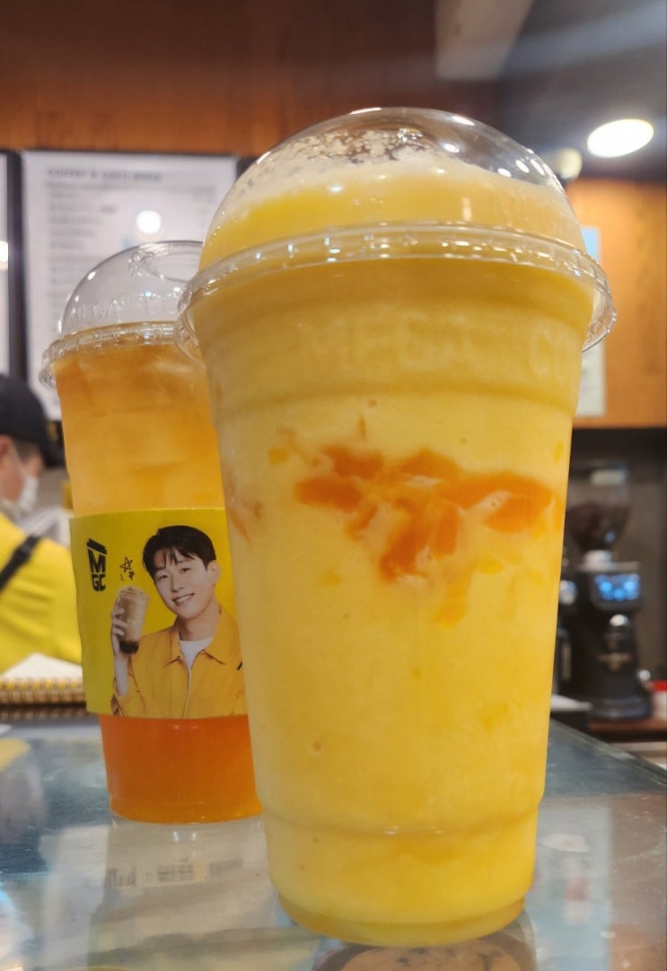  메가커피 가을 신메뉴 귤톡톡 젤리 스무디 릴렉싱 후기 칼로리