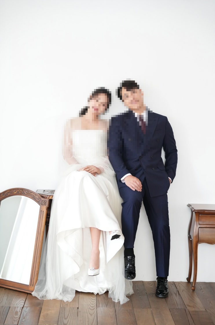  오후햇살 스튜디오 거울엔틱샷