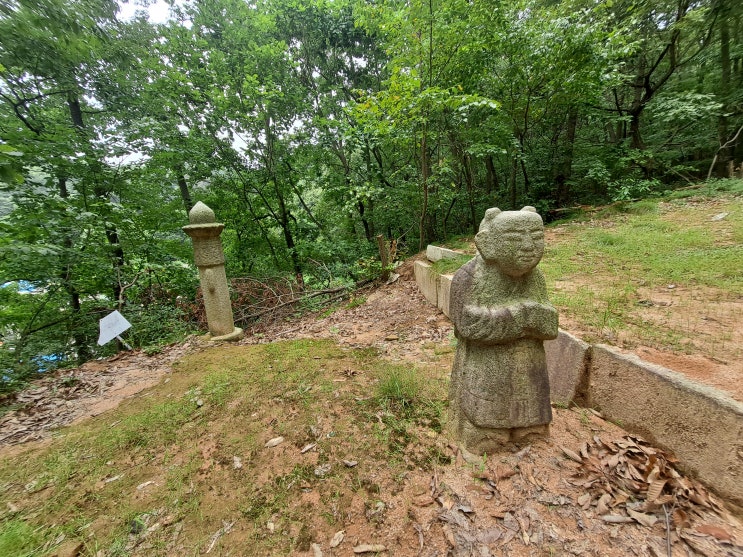 [서울 도봉구] 방학동 일대 역사여행 - 왕실묘역길 숲속에서 찾은 묘소 2기 (덕수 이씨 묘역)