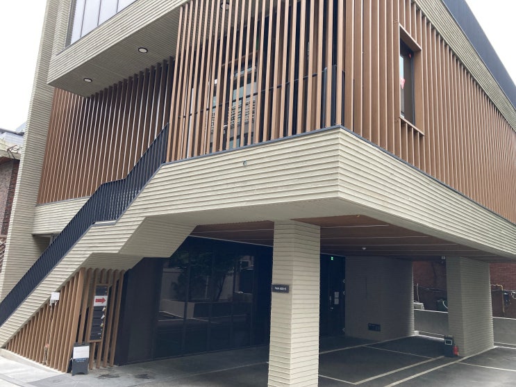  럭스틸 루버(Louver) 및 천장 라인 패널 공사현장 소개