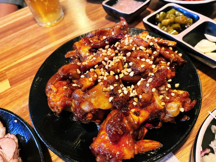  족발 맛과 분위기 다 좋았던 의정부 제일시장 족발 최고족발