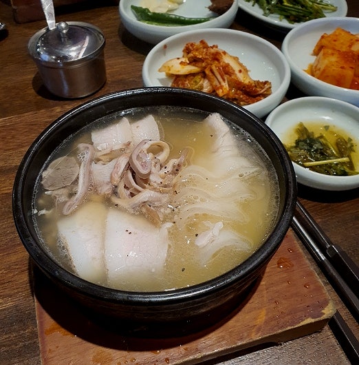 TV나온 해운대맛집 엄용백돼지국밥 , 부산하면국밥이줴 TV나온 해운대맛집 엄용백돼지국밥 , 부산하면국밥이줴