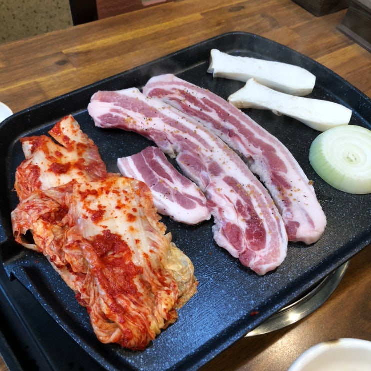  송도 삼겹살 맛집 골목집 노포 야장 감성 볶음밥 김치도 갓벽