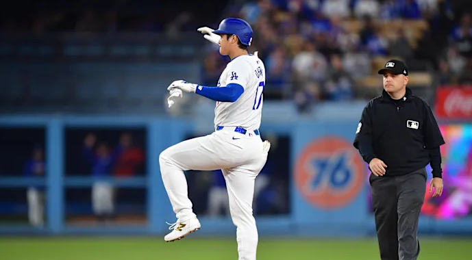 MLB-<b>오타니</b> 쇼헤이, <b>이치로</b>와 어깨를 나란히. 56도루! 그리고... 