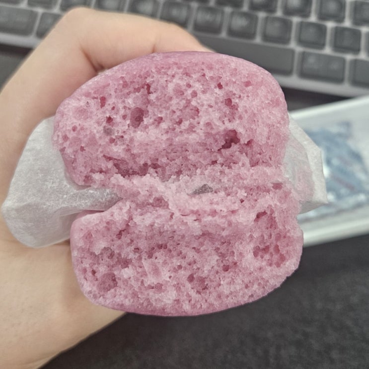  아침 식사 대용 편의점 빵 추천 폭신 쫀득 잘 익은 자색고구마 이야기