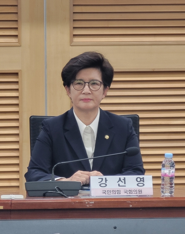 ‘첨단기술로 자주국방 실현’…<b>국방연구개발</b> 토론회 성황리 개최