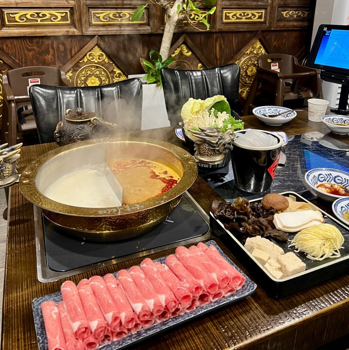  용인 수지구청 북경오리 미가훠궈양고기 웨이팅