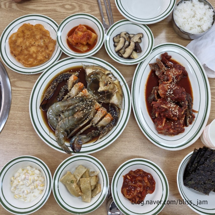  T, DS: 게국지 생선구이 간장게장 양념게장