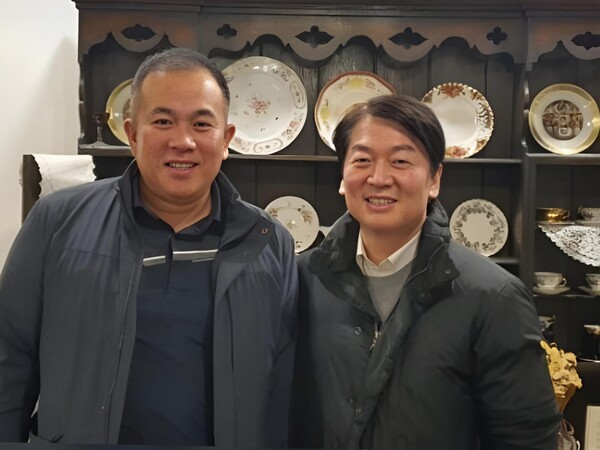 윤-안 <b>단일화</b> 의혹… 명태균, SNS 통해 <b>안철수</b>와 관계 강조