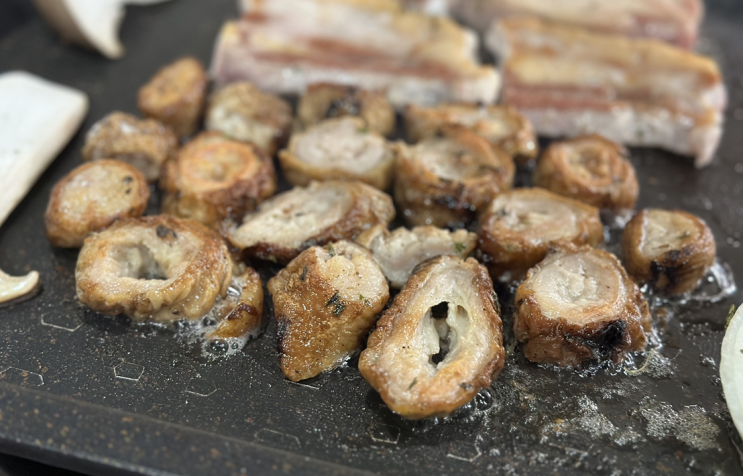  음식에 진심 자부심 뿜뿜 먹골역 막창 맛집 | 달봉이막창