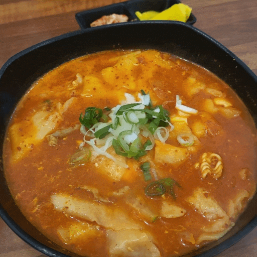  [문정 테라타워 맛집] 비오는 날 생각나는 산척동수제비 순두부찌개 라제비