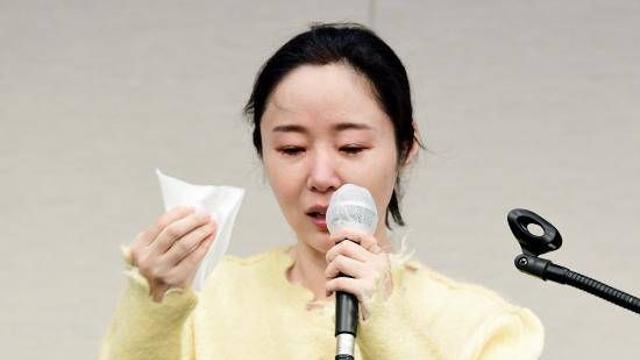 민희진, 하이브와 갈등 진짜 이유? "방시혁 심기 거슬러서 공개처형" 민희진, 하이브와 갈등 진짜 이유? "방시혁 심기 거슬러서 공개처형"