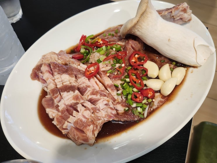  영등포 고기집 _ 영등포역 갈비 맛집 가족모임 하기 좋은 청기와빌리지