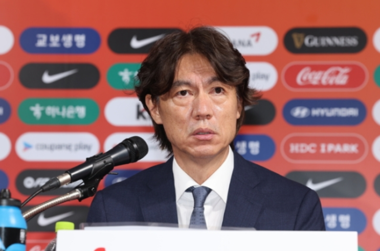 홍명보 감독, 10월 A매치 명단 발표 앞두고 '자진사임 없다' 선언 요르단, 이라크전 사활 홍명보 감독, 10월 A매치 명단 발표 앞두고 '자진사임 없다' 선언 요르단, 이라크전 사활