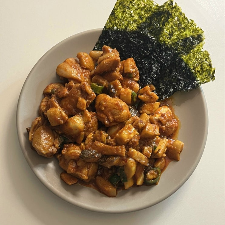  닭갈비밀키트는 무조건 반식엔