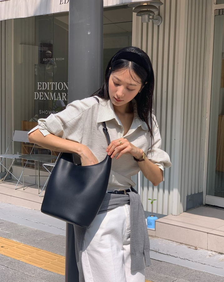  캠퍼스 옷잘러 여신으로 함께하기 좋은 20대 여자 대학생 가방 브랜드 로서울 호보백 추천 ft. 민하