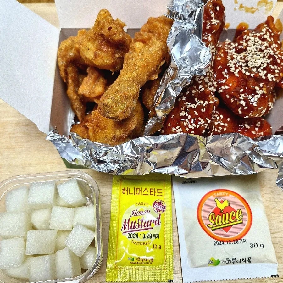 아몬드치킨 남창점 사진 1