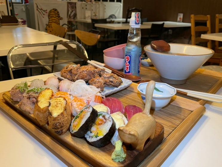 [용산 숙명여대맛집] 데이트 코스 추천 고양이 컨셉 초밥 맛집 <네코노스시>