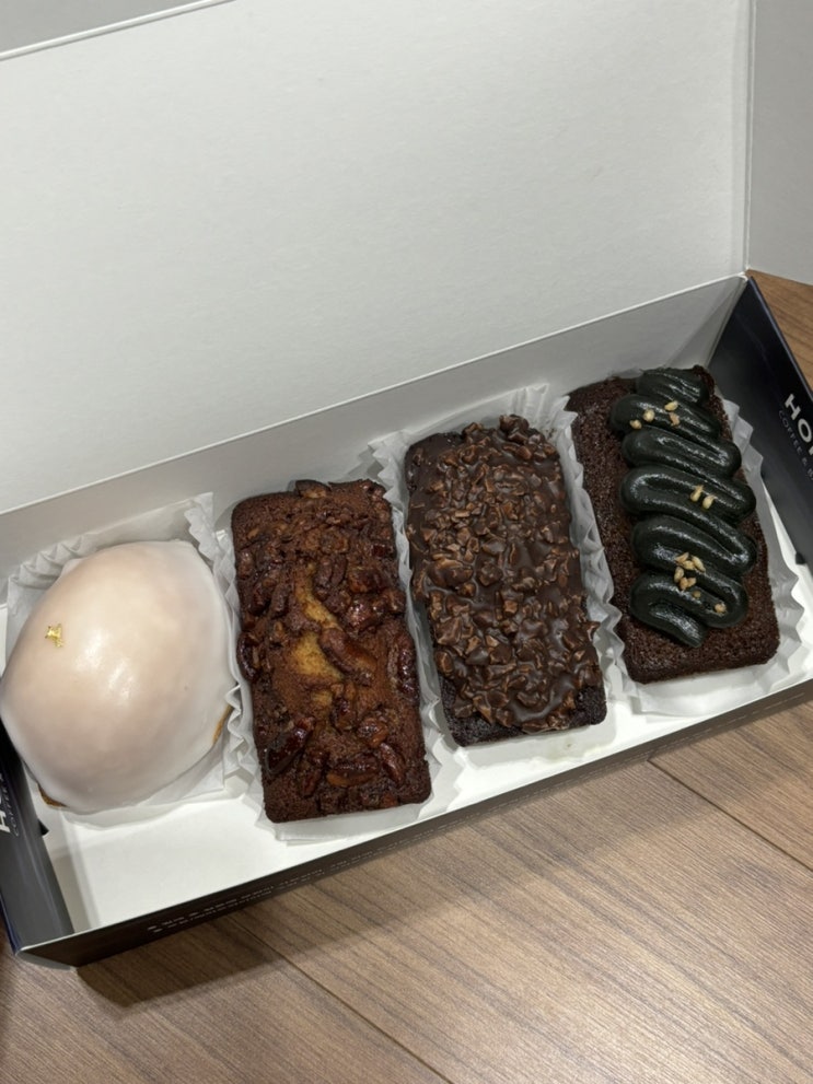  신촌 글루텐 프리 디저트 맛집 대형 카페 추천, 카페 호기심