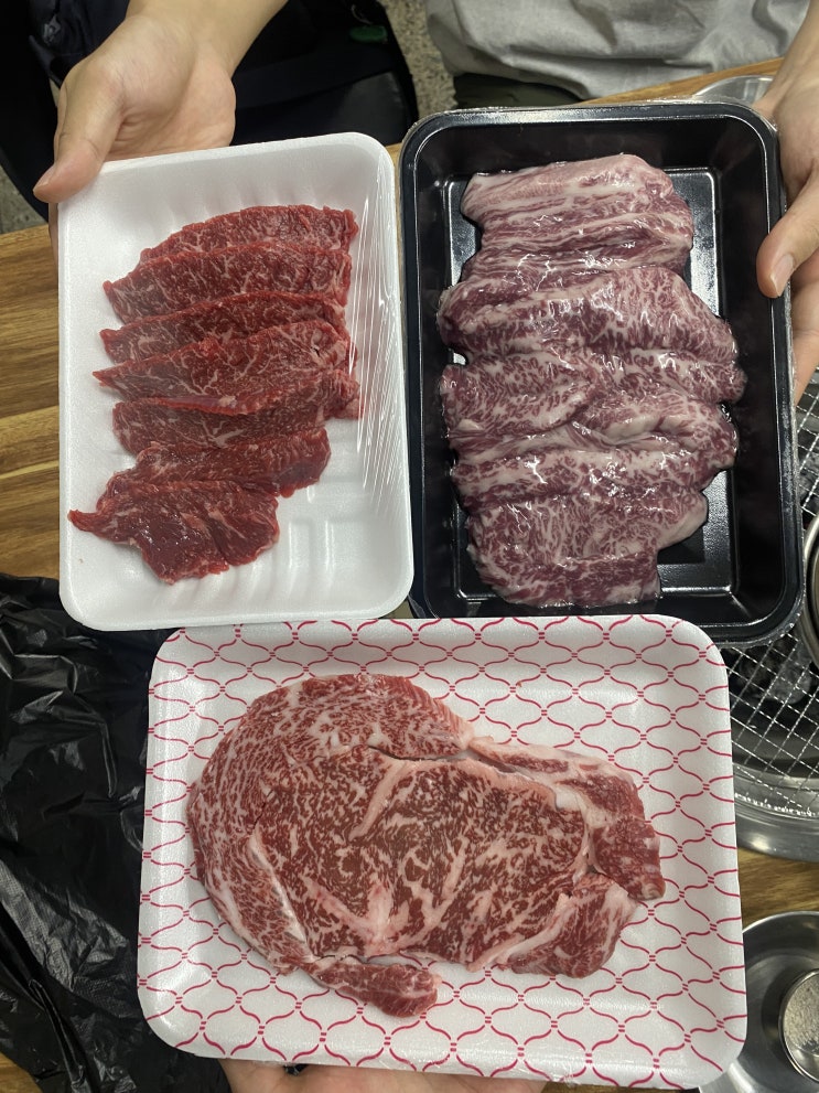  정선축산유통 마장동한우 성인 남성 2인 식사비용정리 한우투쁠맛집 마장동식당 고기익는마을