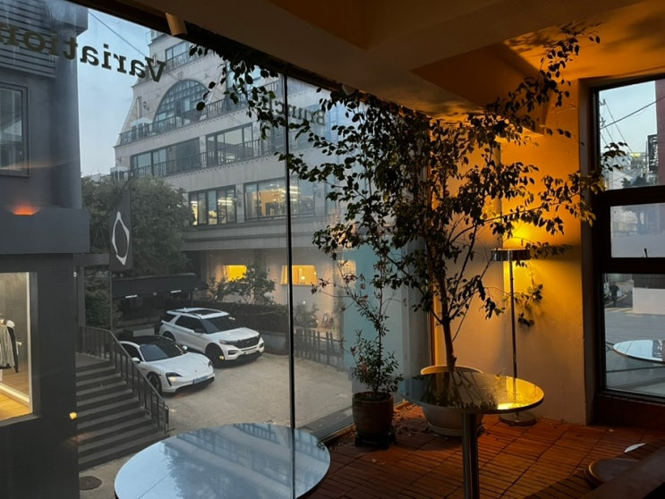  [압구정로데오 분위기맛집] 사케리아 잇콘_술집, 우디집 도산_카페