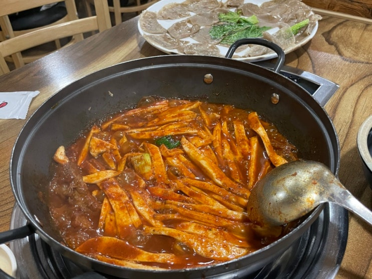 부천 신중동역 오세식당 매콤 등갈비찜 곤드레밥 맛집