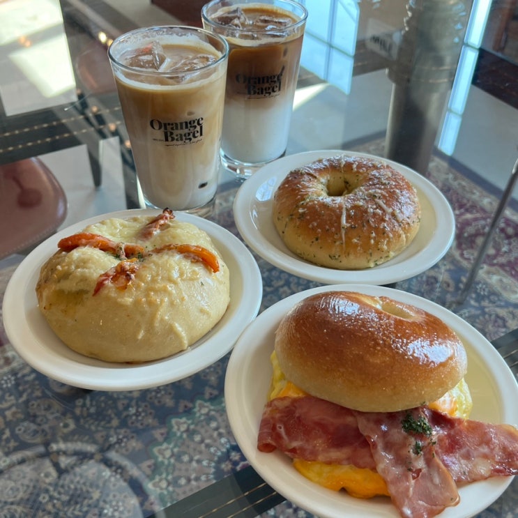  수원 대형카페 베이글 맛집 오렌지베이글