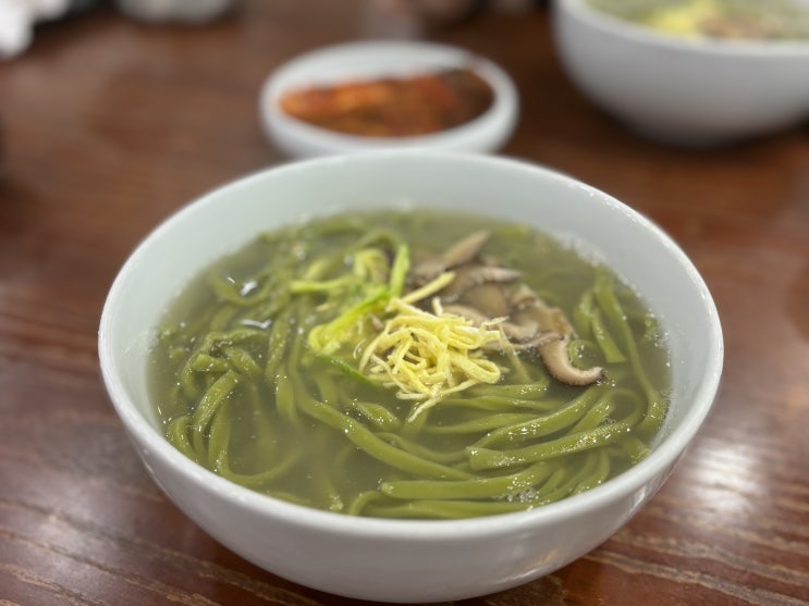  [서초역 맛집] 갓김치 맛있는 해초칼국수만 파는 맛집, <신숙>