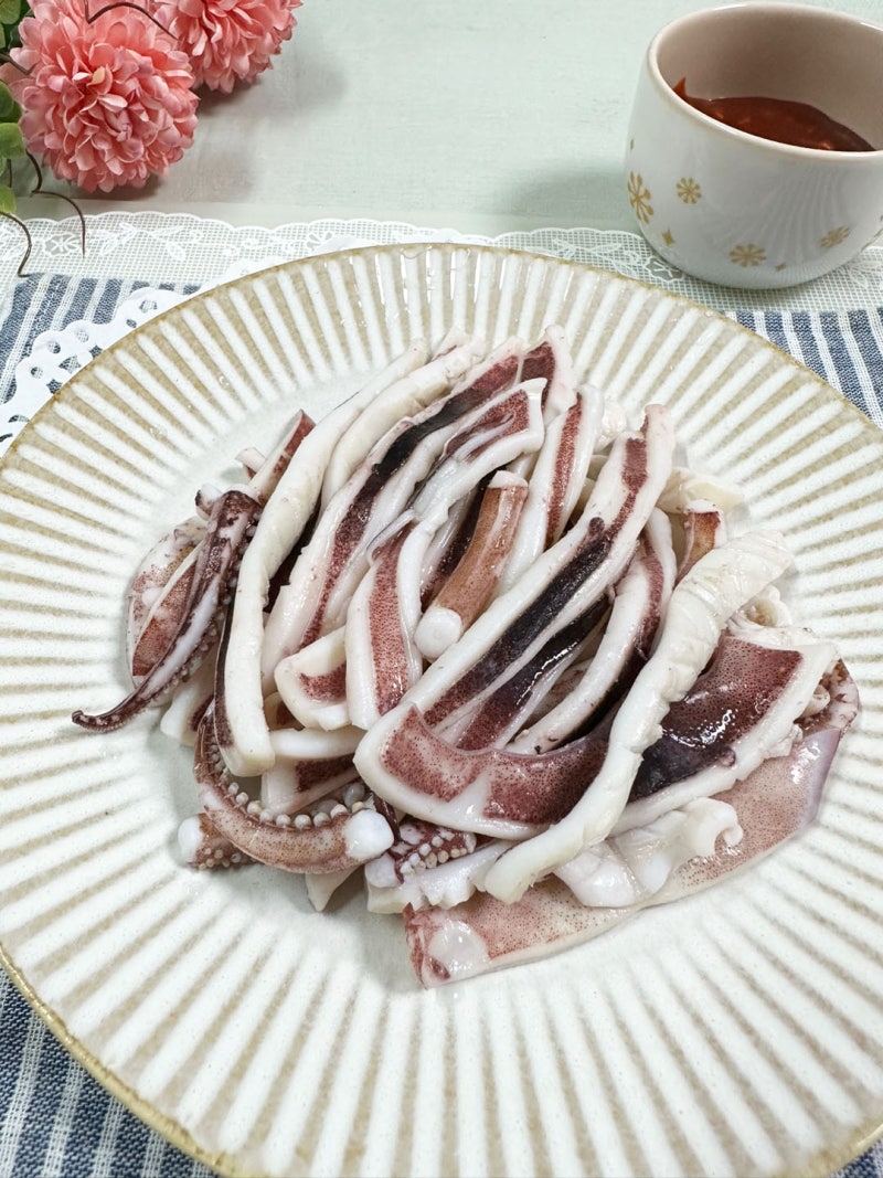 오징어숙회 만들기 오징어데치기 생물오징어  요리