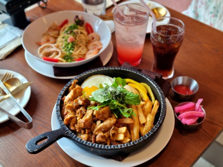  안산 고잔동 파스타 맛집 브런치 카페 콘크리트엔젤 안산점