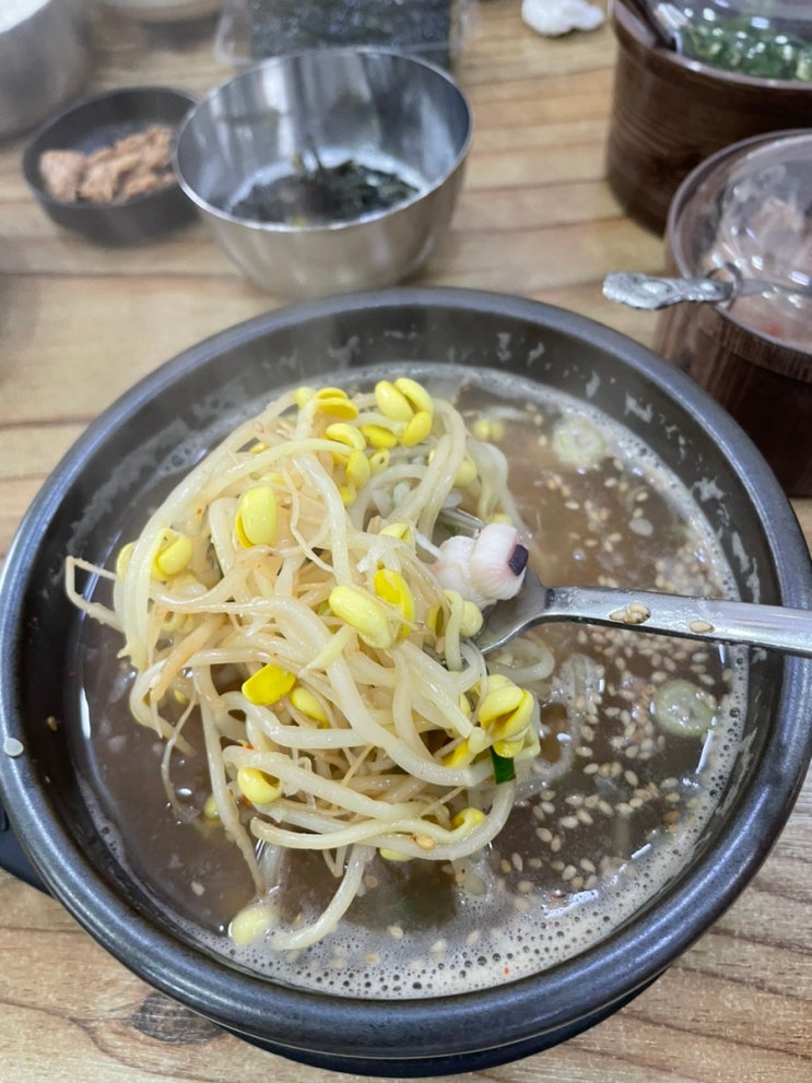  아이들이 더 좋아하는 철원아침식당_철원 전주거꾸로콩나물국밥