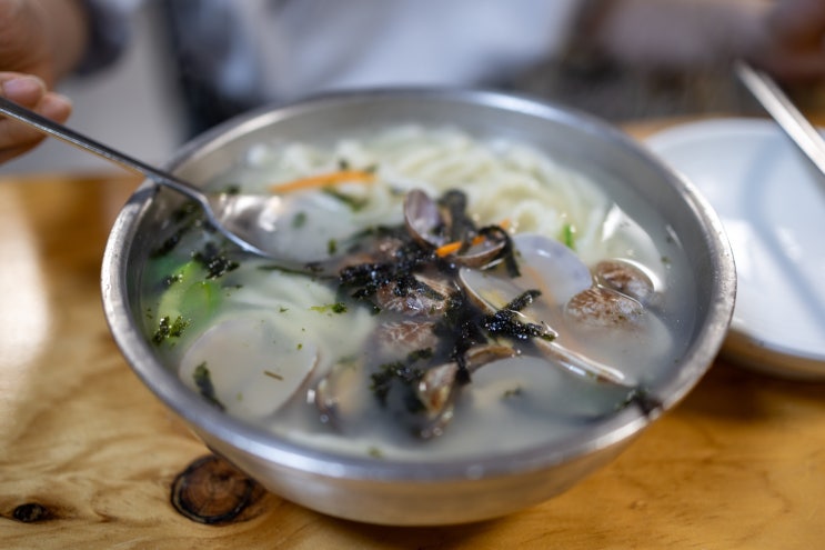  [양재역 칼국수 맛집] 미쉐린 2024 바지락 칼국수 웨이팅 맛집, <임병주산동칼국수>