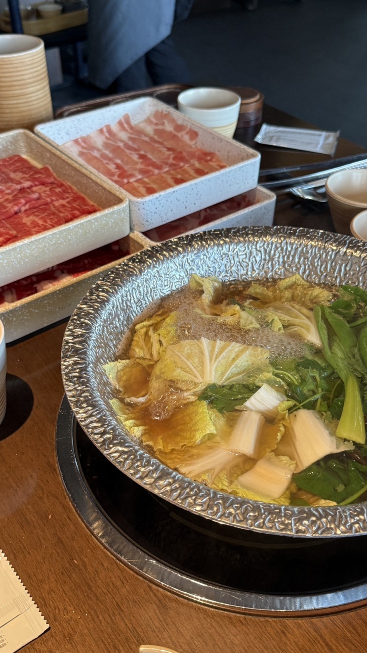  헉 늦어버렸습니다