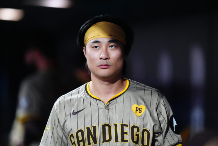 '<b>김하성</b>' 어깨 부상 및 수술! <b>샌디에이고</b> 계약 연장 or FA 도전?