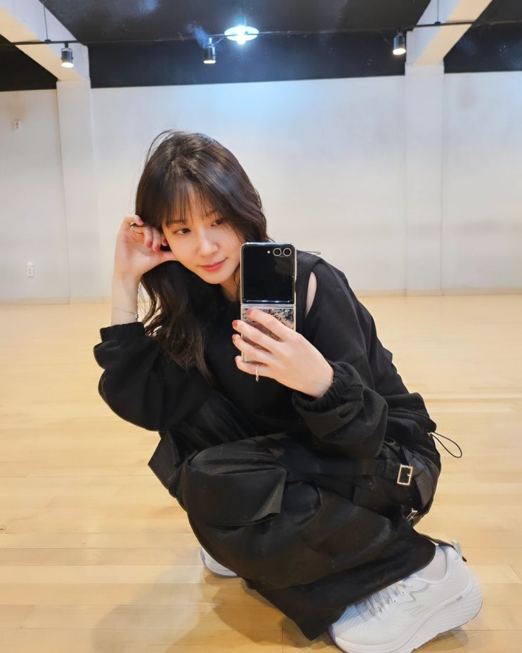  쿠션 좋은 푹신한 운동화로 요즘 여성들에게 사랑받는 발 편한 브랜드 스케쳐스 여자 워킹화 추천 w. 박은빈