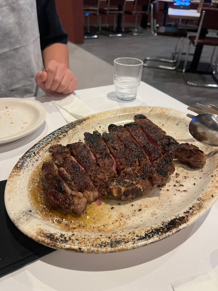  [광교아브뉴프랑]울프강스테이크 세컨브랜드 맛있는 "놉스"토마호크 스테이크 후기
