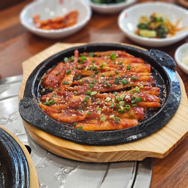  원곡동 미친 더덕구이 뚜껑이네 솥밥