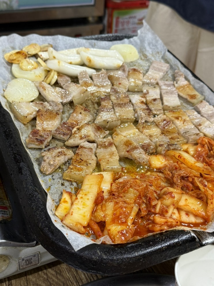 을지로 야장 향촌식당 삼겹살 맛집!