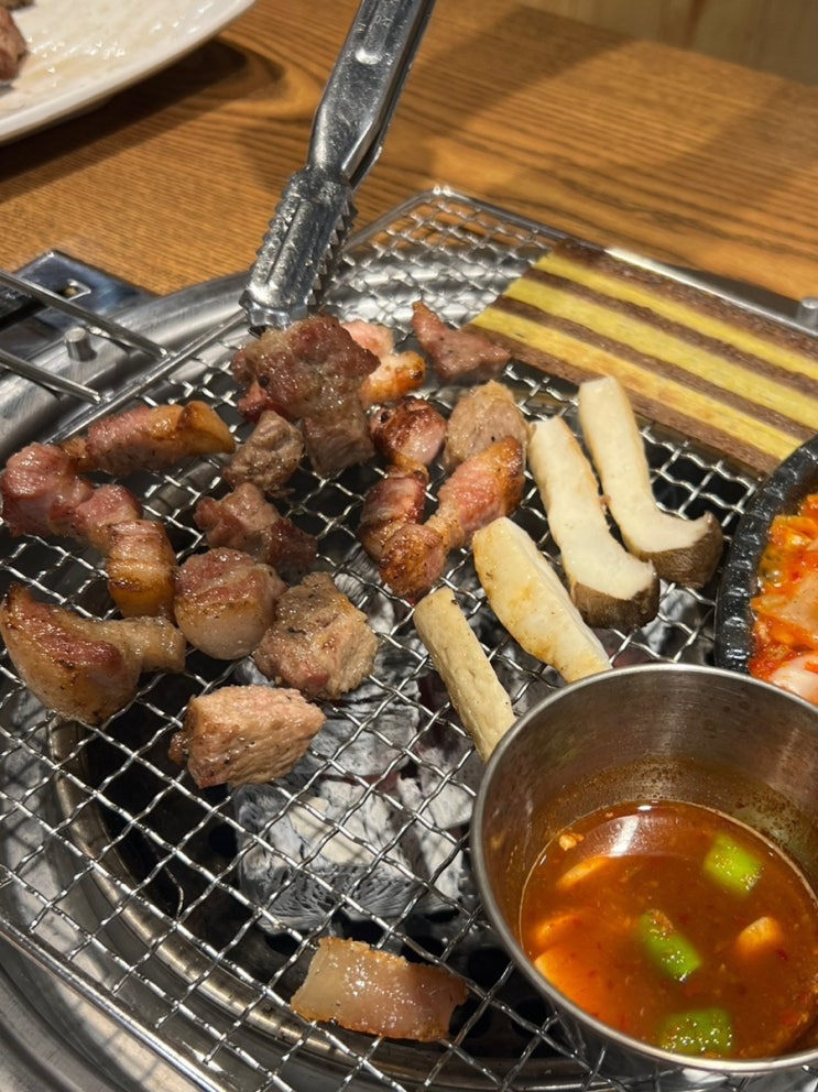  [대구/달서구] 숯불에 구워먹는 본리동 삼겹살 맛집 “소담돼지”