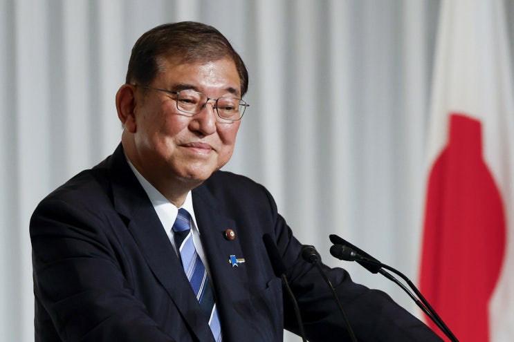 영자신문 일본의 새 총리 <b>이시바</b> 시게루 도전과 과제 CNN
