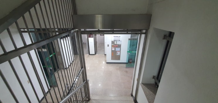  예천농협 본점 계단실 수동 파이프셔터 샤프트 수리